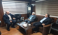 رئیس کمیسیون گردشگری و رئیس کمیسیون بهداشت شورای اسلامی شهر رشت با حضور در شهرداری منطقه سه در جریان آخرین اقدامات شهرداری منطقه سه قرار گرفتند و از پروژه لایروبی رودخانه زرجوب بازدید کردند